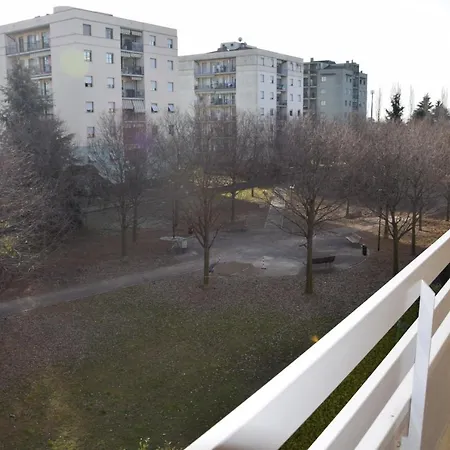 Apartment Plus *